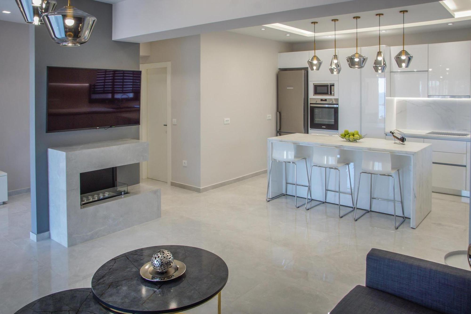 Aquamarine Luxury Suites อาร์คานเยโลส ภายนอก รูปภาพ