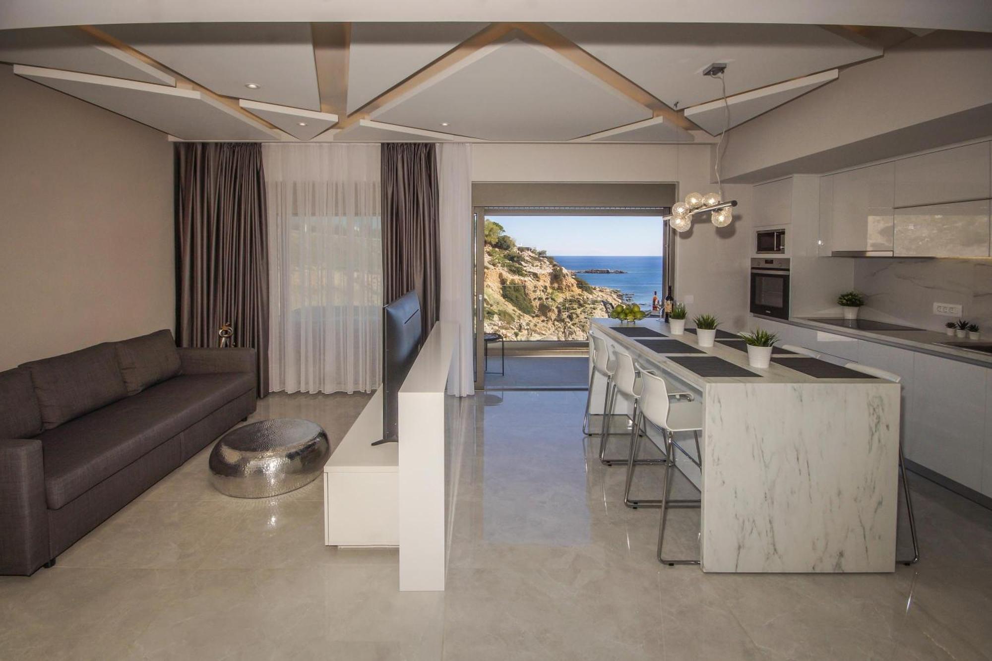 Aquamarine Luxury Suites อาร์คานเยโลส ภายนอก รูปภาพ